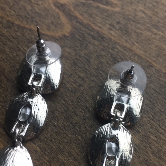 Bundle: 3 sets of earrings- NWOT - Picture 7 of 9